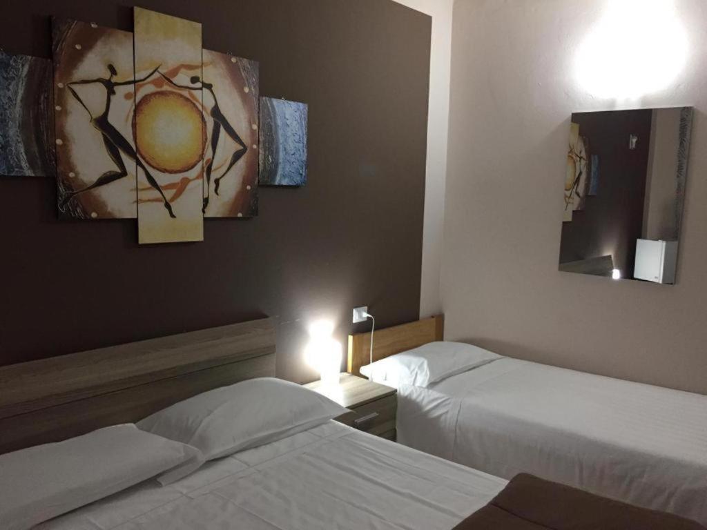 Hotel Elena 1 Self Check-In Parma Luaran gambar